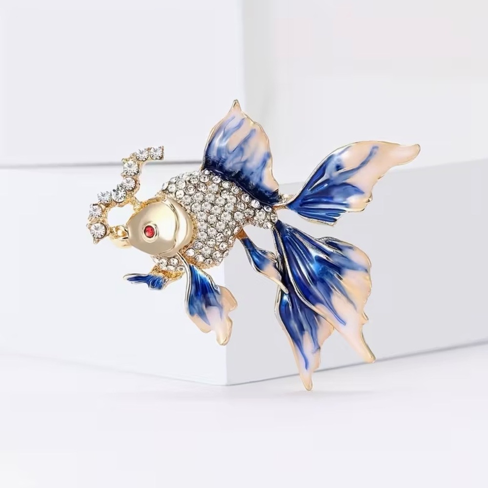 Goldfish Rhinestone Brooch Modern New - Picture 6 of 6